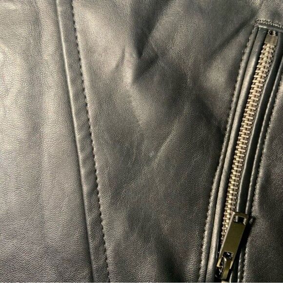 XS Old Navy Vegan Faux Leather Zip up Black Jacket - Picture 3 of 14